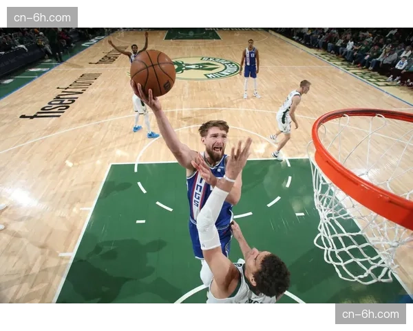 萨博尼斯场均13.8篮板 国王中锋长传发动快攻战术革新 萨博尼斯场均13.8篮板 国王中锋长传发动快攻战术革新